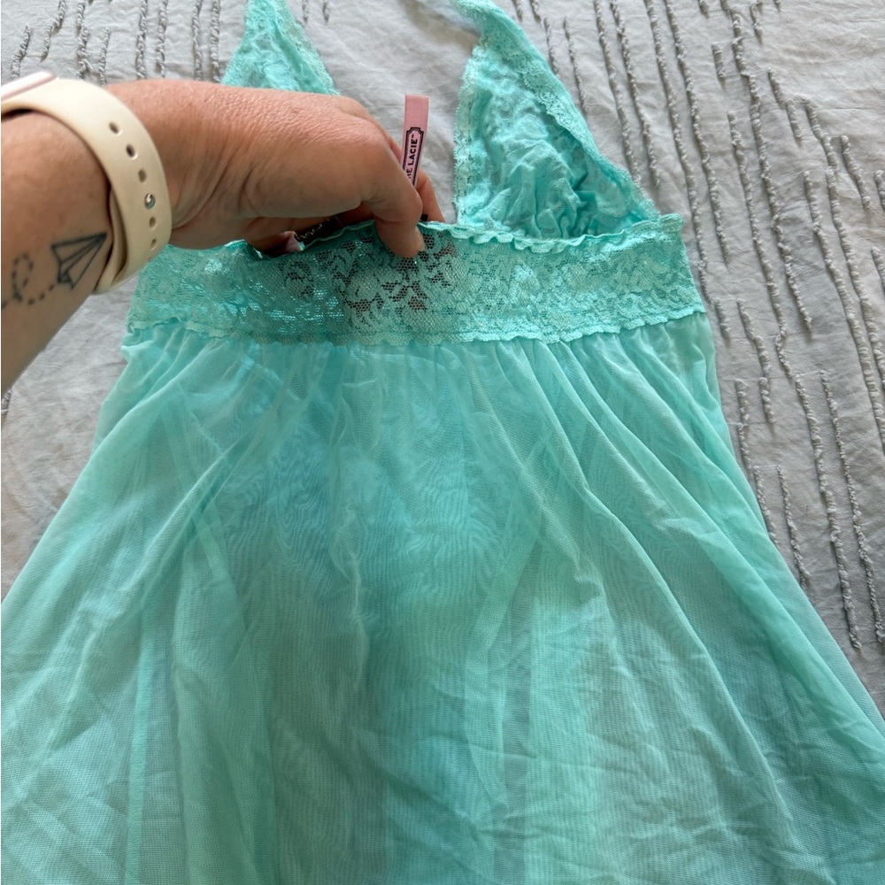 Victoria’s Secret “the Lacie”Elegant Lace Halter Babydoll Chemise Size Small EUC - Picture 10 of 14